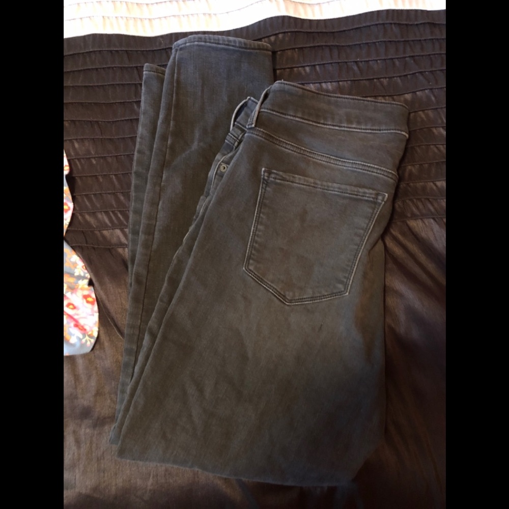 Old Navy rockstar skinny stretch jeans